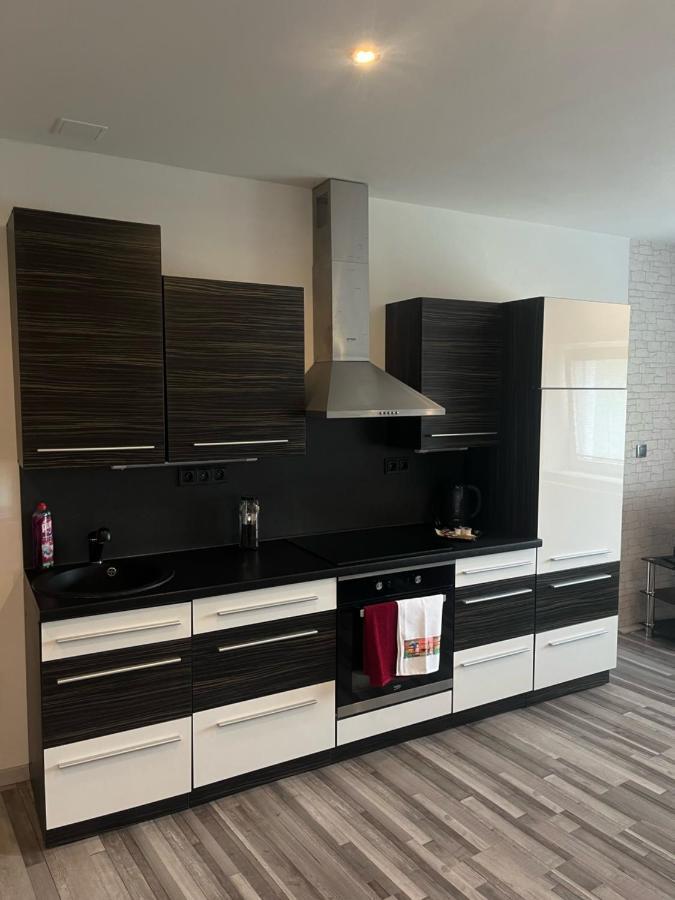 Apartman V Rodinnem Dome Jaroměř Exterior foto