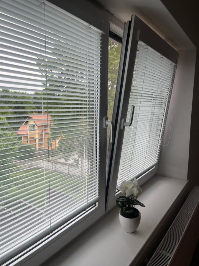 Apartman V Rodinnem Dome Jaroměř Exterior foto