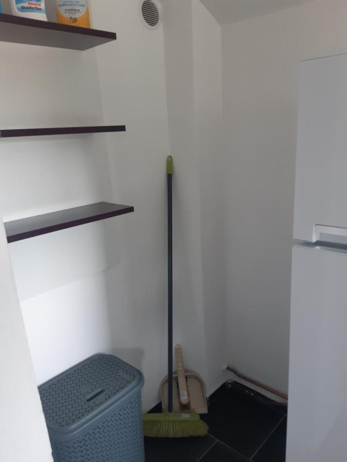 Apartman V Rodinnem Dome Jaroměř Exterior foto