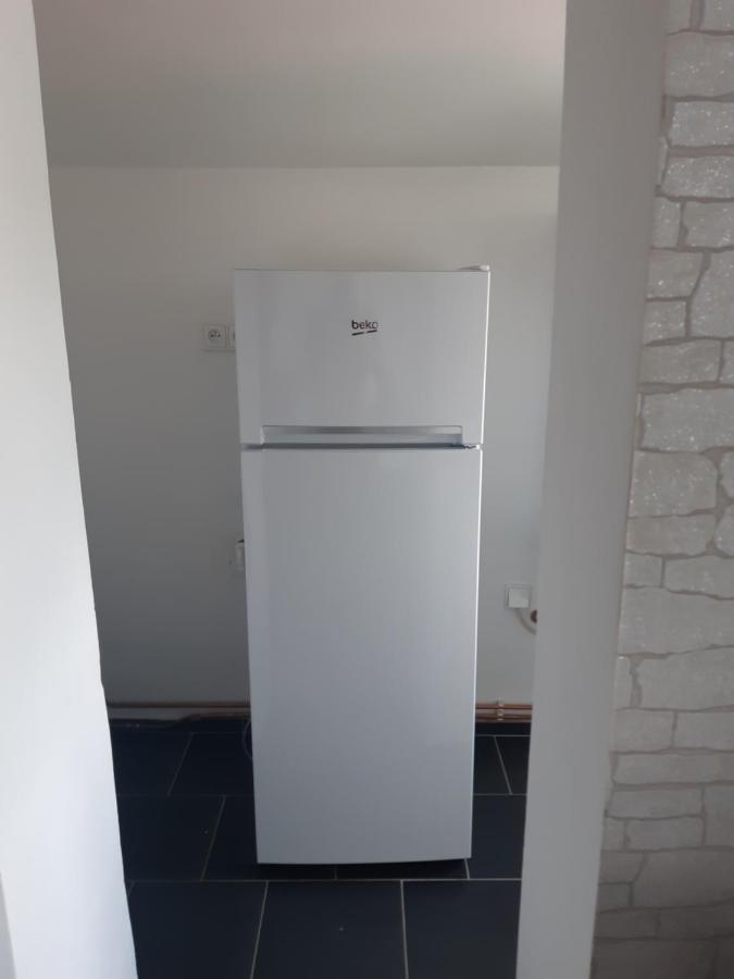 Apartman V Rodinnem Dome Jaroměř Exterior foto